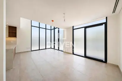 Corner Unit | Family Room | Spacious Plot