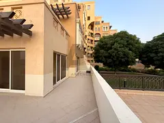1-Bedroom Apartment for Sale in Bab Al Bahr, Al Marjan Island – AED 1.6M - 3-Year PHPP