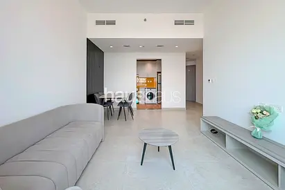 Fully Furnished | High Floor | Modern