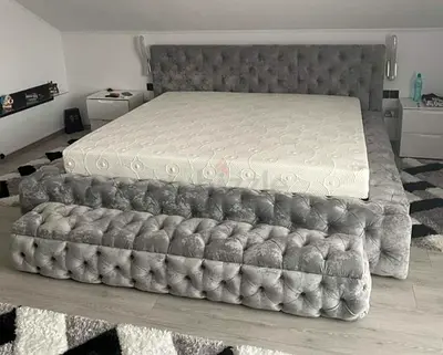 Stylish cozy 200*200 super king size tufted Bed
