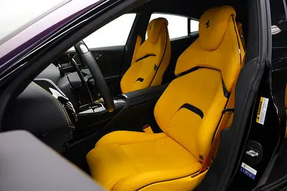 2025 Ferrari PUROSANGUE 缩略图 8