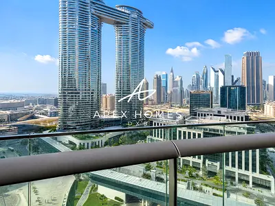 Large Layout | Mid Floor | Community View