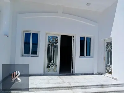 🏢 Commercial 5 Bedroom Villa for Rent | Prime Business Location | Al Sabkha – Sharjah ✨