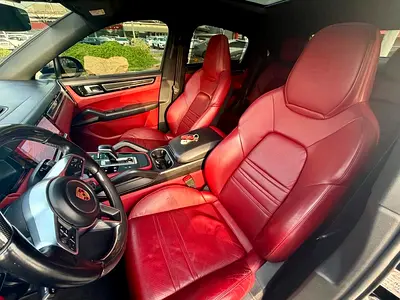 2020 Porsche CAYENNE thumbnail 12