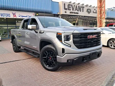 GMC Sierra Elevation | GCC Specs Accident Free Under Warranty Very Well Maintained