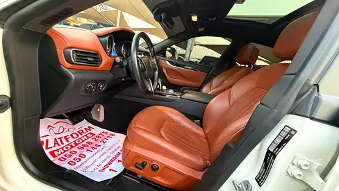 2019 Maserati LEVANTE photo 10