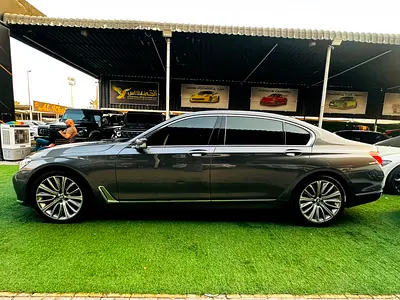 صورة 6 لـ 2017 BMW 7-SERIES