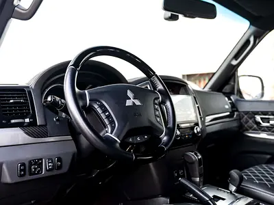 Mitsubishi Pajero Signature Edition, миниатюра 6