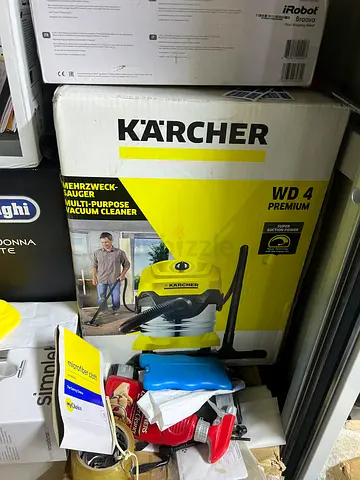 Kärcher WD 4 Premium Wet & Dry Vacuum Cleaner - Lightly Used