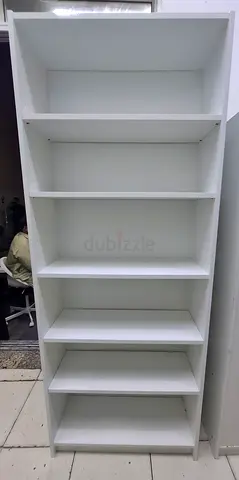 Tall white 6-shelf bookcase / storage unit - good condition
