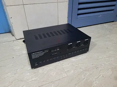 Leafcrown (1200 Watts, Echo) PROFESSIONAL STEREO DIGITAL KARAOKE AMPLIFIER in excellent working
