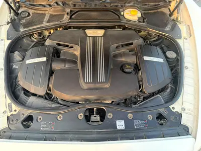 صورة مصغرة 7 لـ 2016 Bentley FLYING SPUR