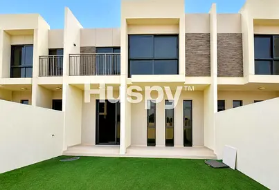 Vacant | Landscaped Garden | Large Living Area