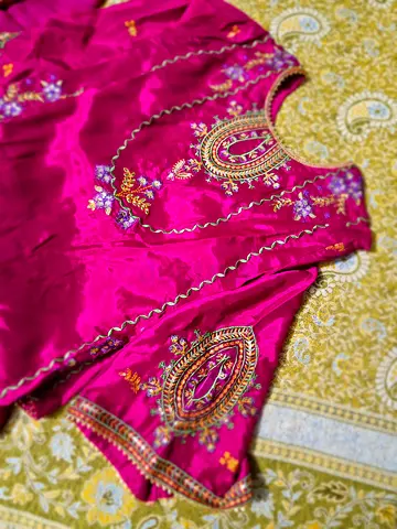 Magenta embroidered traditional womens salwar kameez set - good condition