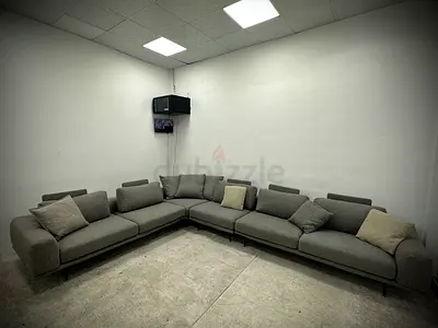 Looks great condition Natuzzi sofa