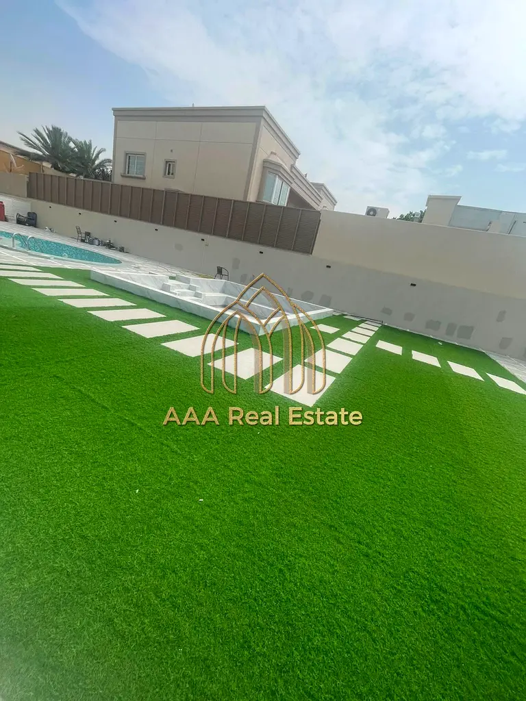 BRAND NEW | SWIMMING POOL | HIGH-QUALITY FINISHES