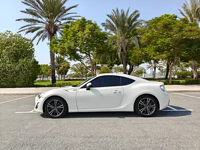 صورة 4 لـ 2015 Toyota 86
