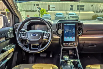 صورة 7 لـ 2024 FORD EVEREST