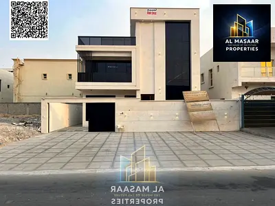 Modern villa on the main street, 5 master bedrooms and a roof terrace, price includes electricity, water and air conditioning, negotiable.