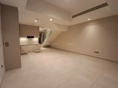 Elegant 2BR + Maid’s | Single Row | English Style