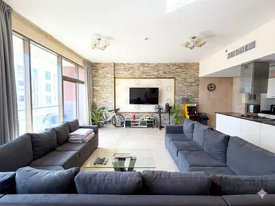 Rare Large 3BR Apartment | High Demand Layout