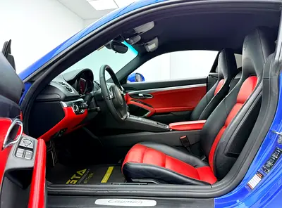 2015 Porsche CAYMAN photo 8