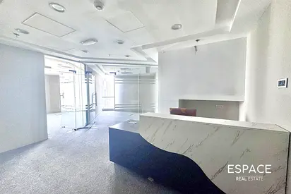 Prime Location | Vacant Now | Fitted