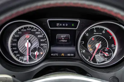 صورة 11 لـ 2015 Mercedes-BENZ GLA