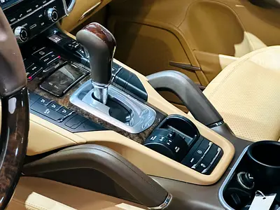 2016 Porsche CAYENNE 照片 10