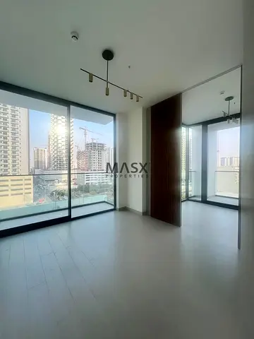1BR-Style Studio | Largest Corner Unit | Alexa Smart Home