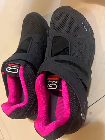 Black and Pink Women's Sports Shoes with Velcro Straps - Size Unspecified