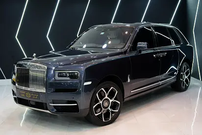 2019 Cullinan, VIP Seats w/ Entertainment Screens, Bespoke Audio, Panoramic Roof w/ Starlight!!