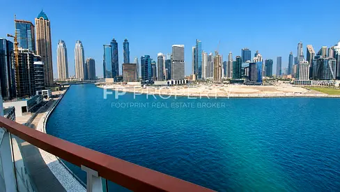 Bright Studio-Furnished- Burj Khalifa N Canal View