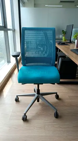 Steel case office chair for sale