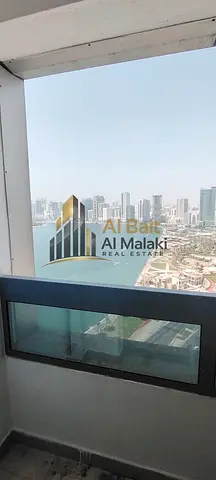 شقة فاخرة غرفتين وصالة في المجاز 2 – باركن مجاني وتكييف وصيانة مجانية