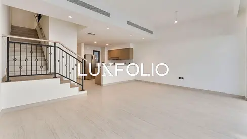 Landscaped | Close To Pool | Short Row