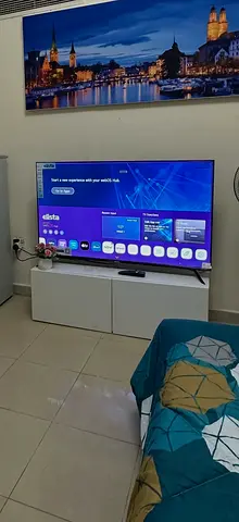 WEB OS tv 4KHDR ELISTA TV SLIGHTLY USED 55”