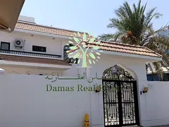 Huge Plot | Well Mantained Villa | Vacant