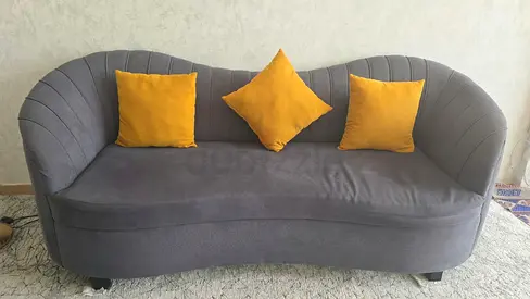 7 seat sofa set with Tea Table