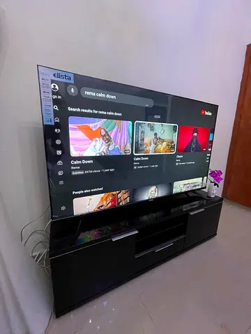 WEB OS tv 4KHDR ELISTA TV SLIGHTLY USED 65”