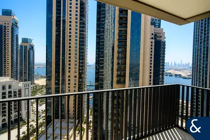 Two Bedrooms | Vacant | Sea Views |