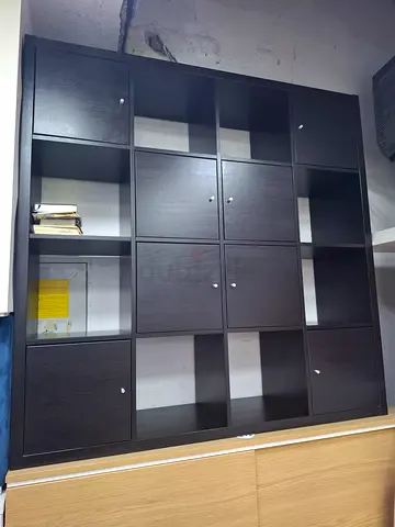 Large Dark Wood Modular Bookcase/Storage Unit with 16 Compartments