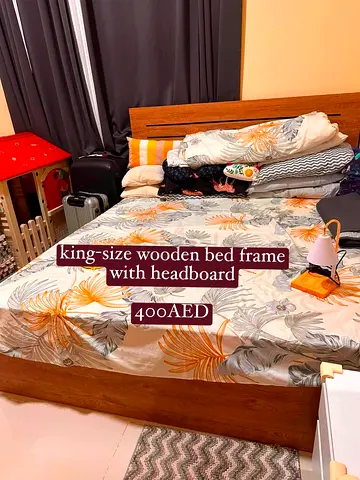 Moving out sale