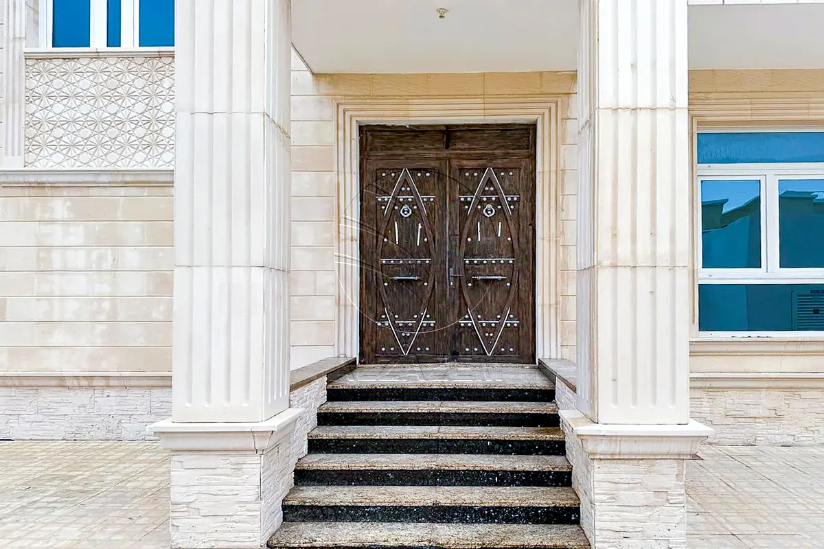 √Classic Stand Alone Villa | Near Al Ghadeer Park√