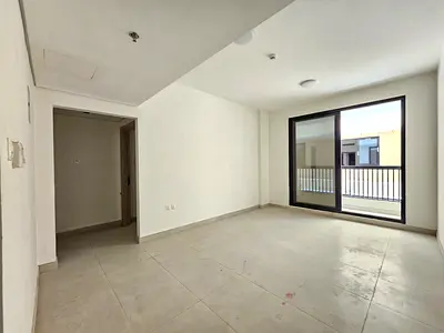 BRAND NEW LUXURY LIVING SPACIOUS 1BHK APARTMENT WITH HUGE BALCONY AVAILABLE ONLY FOR FAMILY