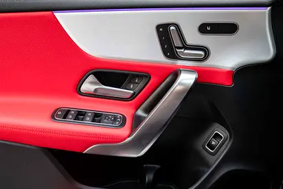 Mercedes-Benz CLA 35 AMG, миниатюра 14