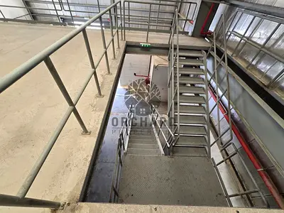 4100 SQFT WITH MEZZANINE/ROAD FACING/ONLY STORAGE/ATTACHED WASHROOM/LOADING UNLOADING AREA ABILABLE/RENT 139000 AED/INDASTRIAL AREA 18 SHARJAH