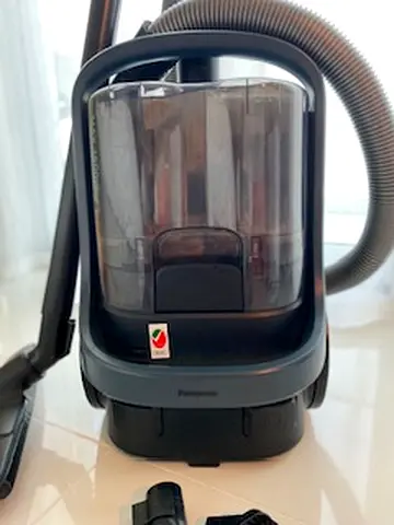 Panasonic 1600W Vacuum Cleaner