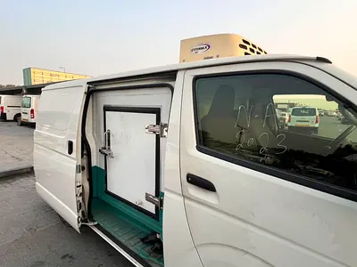 2023 Toyota HIACE 照片 9