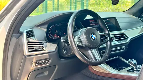 BMW X7 xDrive40i, миниатюра 7